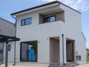 7月30日（日）大山を望む2階建てのお家完成見学会開催